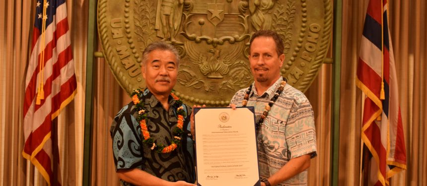 Gov. Ige and Joel Weaver, president of Study Hawai'i, at the proclamation signing